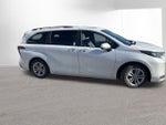 2025 Toyota SIENNA XLE XLE