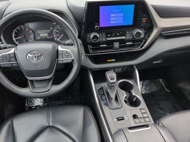 2024 Toyota HIGHLANDER XLE
