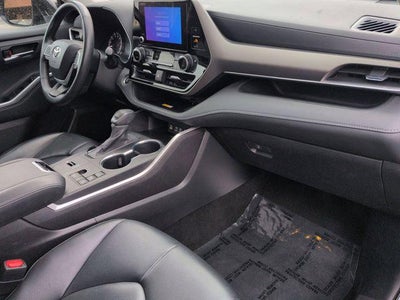 2024 Toyota HIGHLANDER XLE