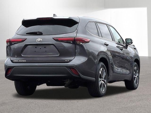 2024 Toyota HIGHLANDER XLE