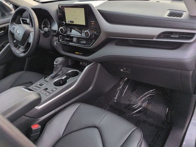 2026 Toyota HIGHLANDER XLE