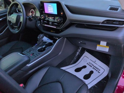2026 Toyota HIGHLANDER XLE