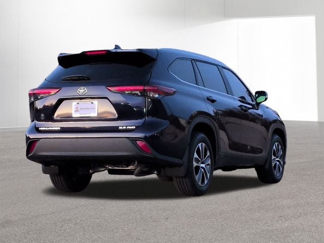 2026 Toyota HIGHLANDER XLE