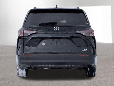 2024 Toyota SIENNA XLE XLE 8 Passenger