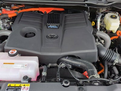 2026 Toyota Tundra i-FORCE MAX Platinum i-FORCE MAX