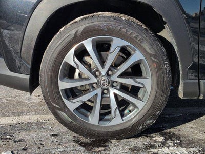 2024 Toyota Corolla Cross XLE