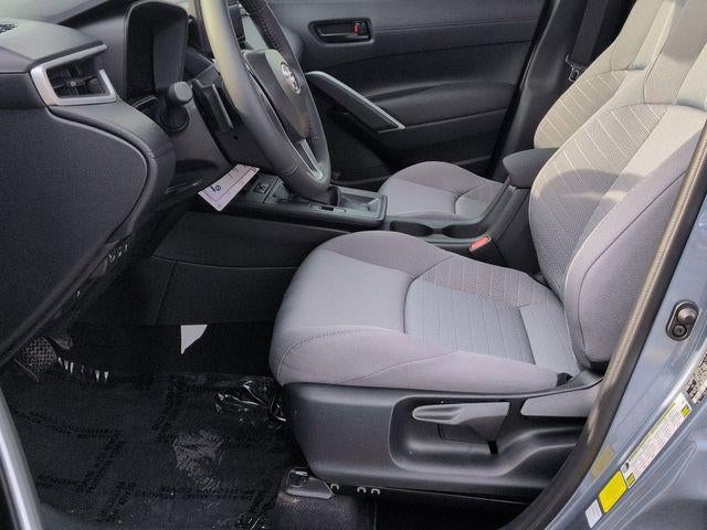 2026 Toyota COROLLA CROSS HV Hybrid SE