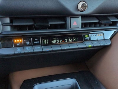 2026 Toyota Toyota Crown Signia XLE