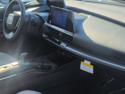 2026 Toyota PRIUS XLE