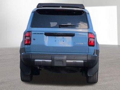 2025 Toyota LAND CRUISER Base