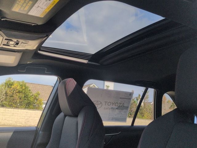 2025 Toyota RAV4 Plug-in Hybrid SE