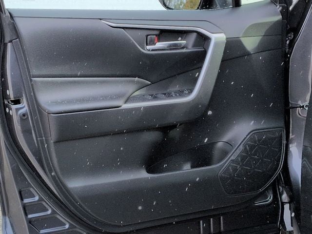 2025 Toyota RAV4 Plug-in Hybrid SE