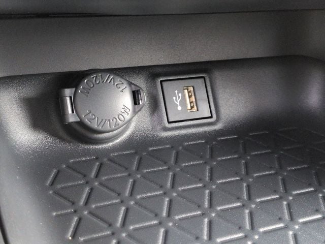 2025 Toyota RAV4 Plug-in Hybrid SE