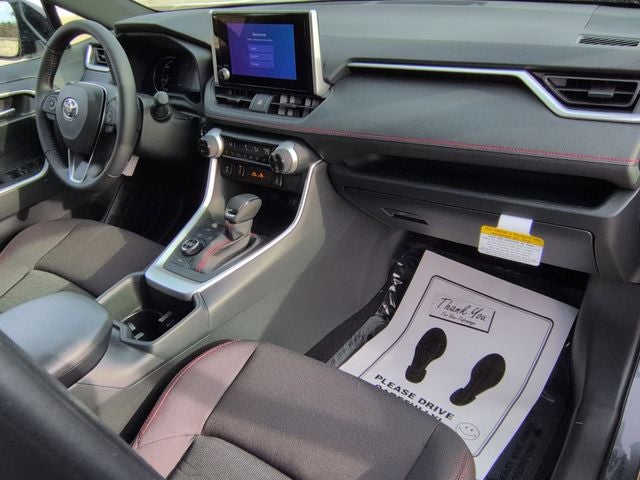 2025 Toyota RAV4 Plug-in Hybrid SE