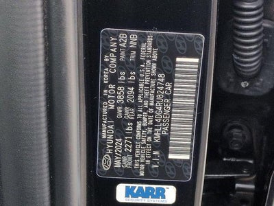 2024 Hyundai Elantra SE