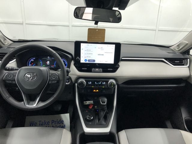 2024 Toyota RAV4 HYBRID XLE Premium