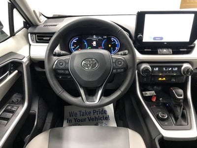 2024 Toyota RAV4 HYBRID XLE Premium