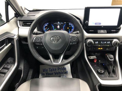 2024 Toyota RAV4 HYBRID XLE Premium