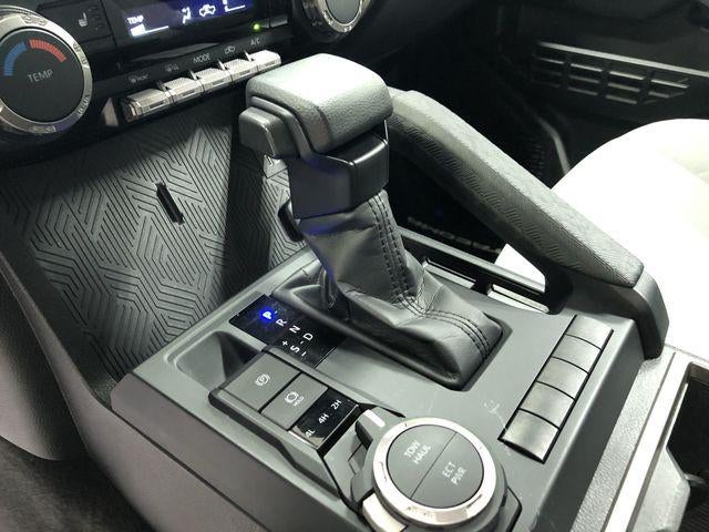 2024 Toyota TACOMA SR5 SR5