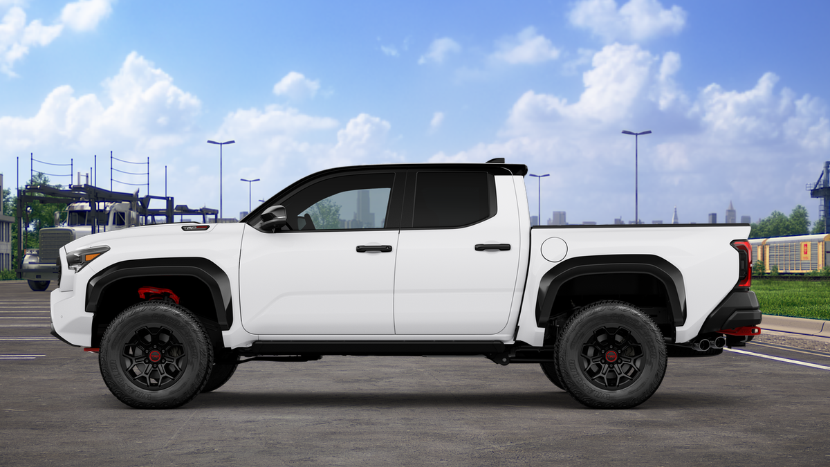 2026 Toyota Tacoma i-FORCE MAX TRD Pro