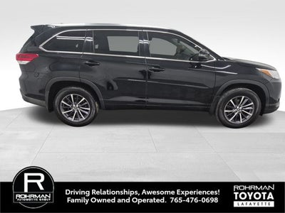 2017 Toyota HIGHLANDER XLE
