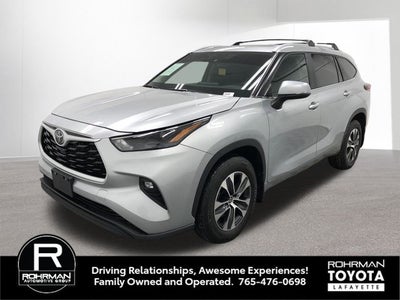 2024 Toyota HIGHLANDER XLE