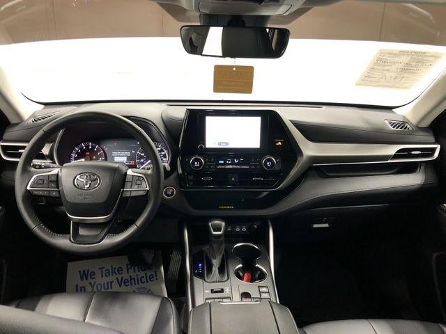 2024 Toyota HIGHLANDER XLE