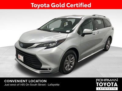 2024 Toyota SIENNA XLE XLE