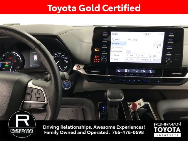 2024 Toyota SIENNA XLE XLE