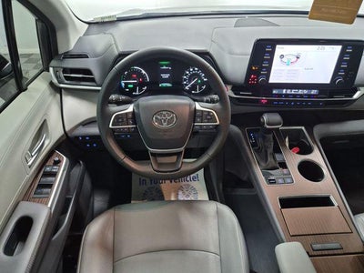 2024 Toyota SIENNA XLE AWD XLE 7 Passenger