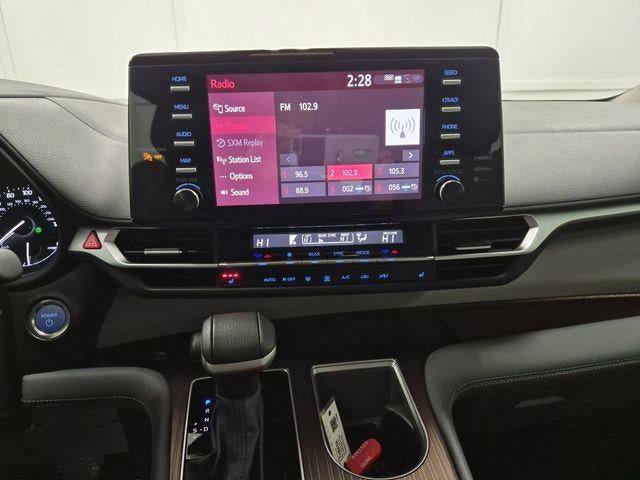 2024 Toyota SIENNA XLE AWD XLE 7 Passenger