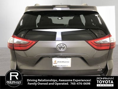 2020 Toyota SIENNA XLE 3.5L XLE 8 Passenger