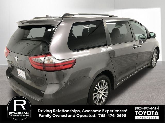 2020 Toyota SIENNA XLE 3.5L XLE 8 Passenger