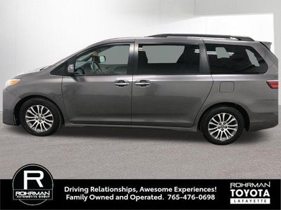 2020 Toyota SIENNA XLE 3.5L XLE 8 Passenger