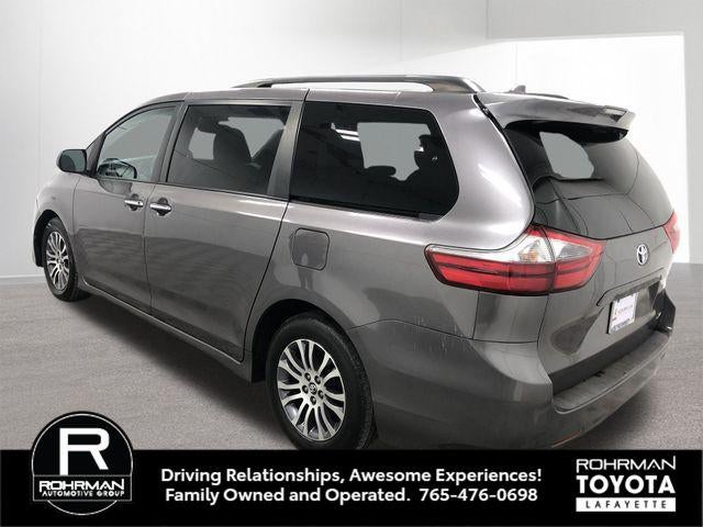 2020 Toyota SIENNA XLE 3.5L XLE 8 Passenger