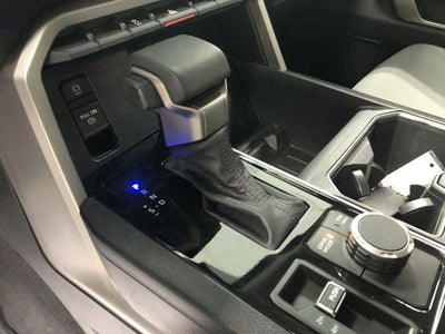 2023 Toyota TUNDRA 4X4 SR5