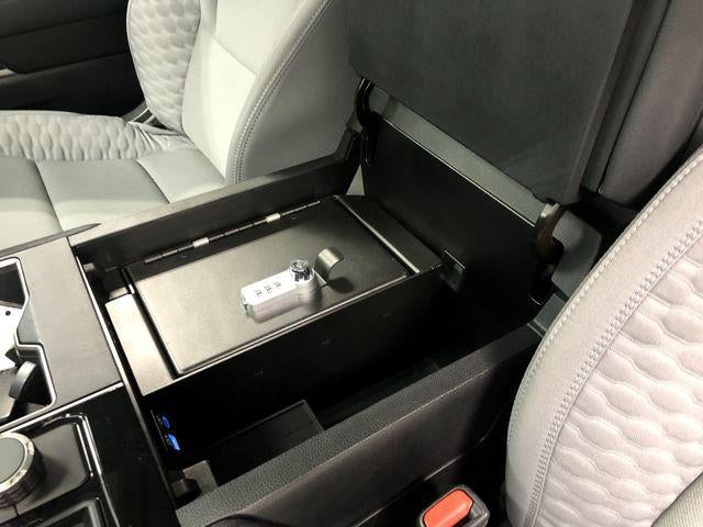 2023 Toyota TUNDRA 4X4 SR5