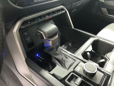 2024 Toyota TUNDRA 4X4 SR5