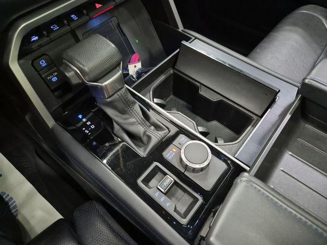 2023 Toyota TUNDRA HV 4X4 Platinum