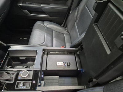 2023 Toyota TUNDRA HV 4X4 Platinum