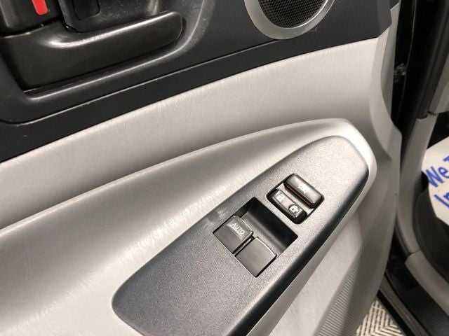 2015 Toyota TACOMA 4X4 Base V6