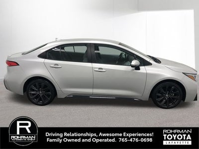 2024 Toyota COROLLA SE