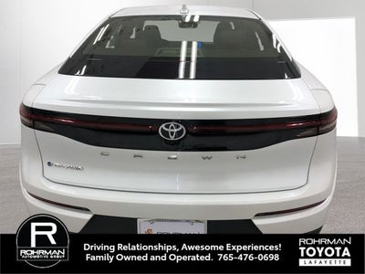 2024 Toyota CROWN XLE