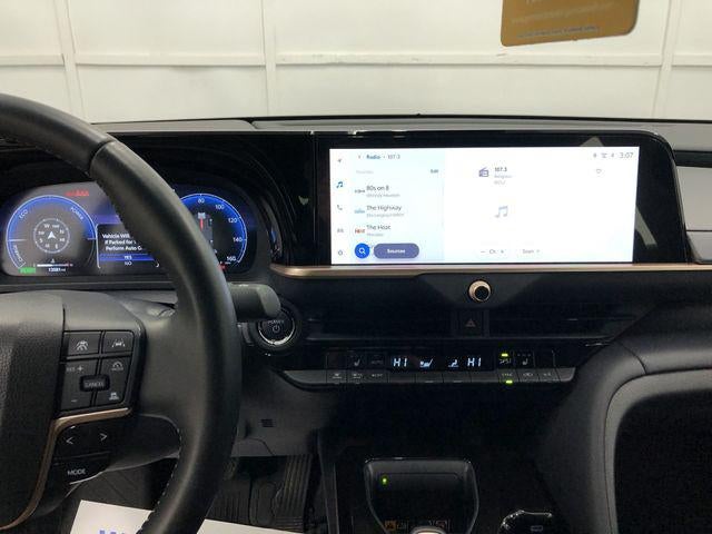 2024 Toyota CROWN XLE