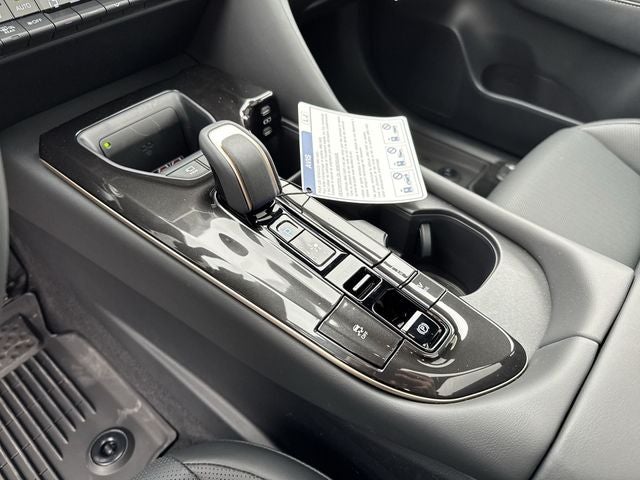 2025 Toyota Toyota Crown Signia Limited