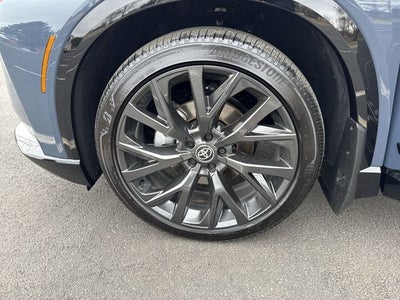 2025 Toyota Toyota Crown Signia Limited