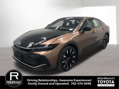 2023 Toyota Toyota Crown PLT Platinum