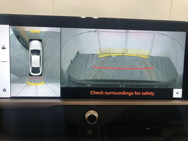 2023 Toyota Toyota Crown PLT Platinum