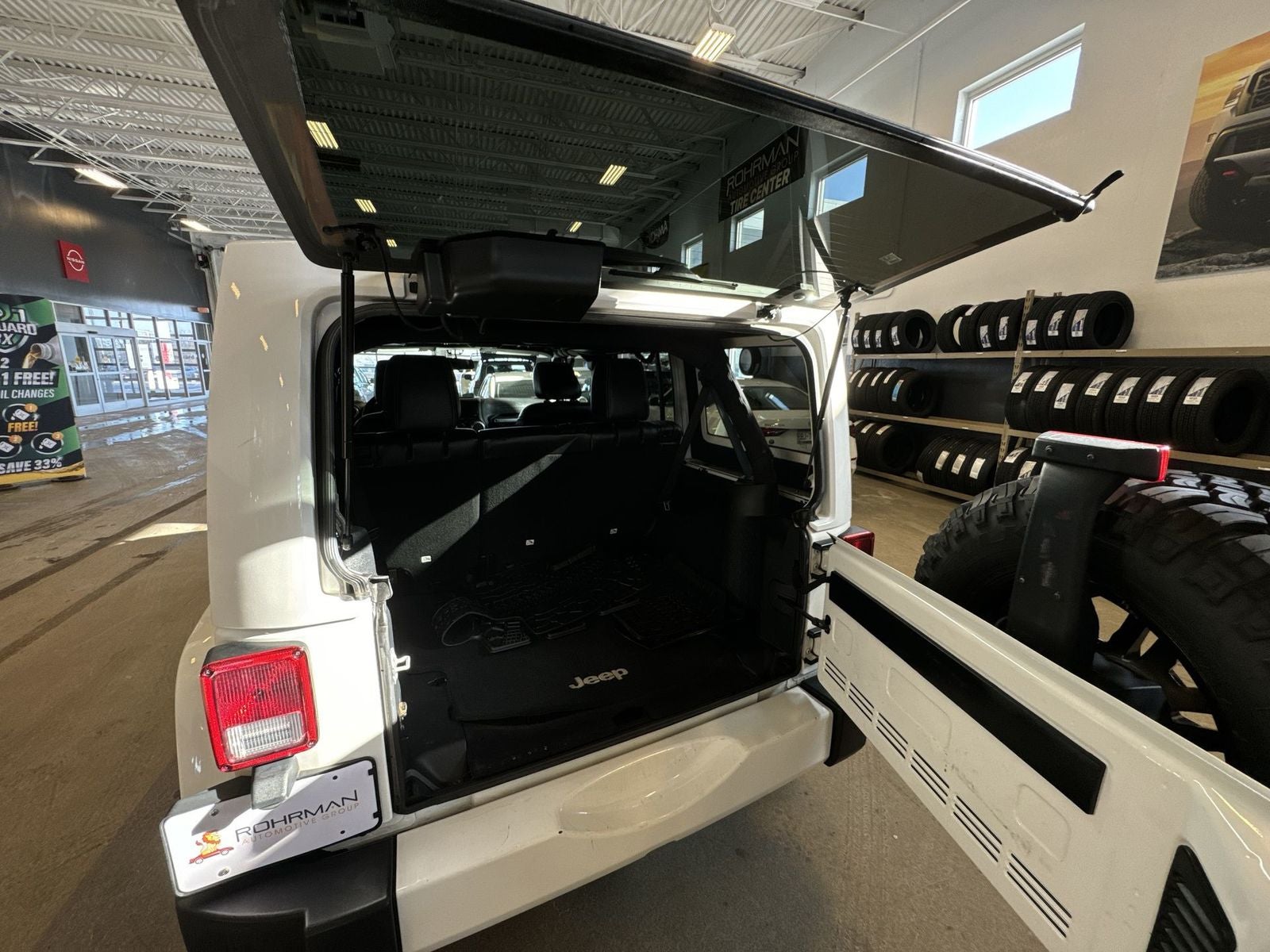 2016 Jeep Wrangler Unlimited Sahara