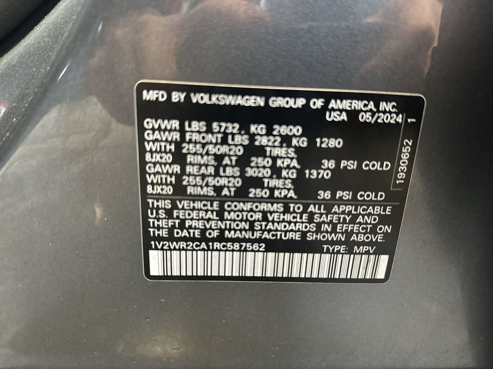 2024 Volkswagen Atlas 2.0T SE w/Technology